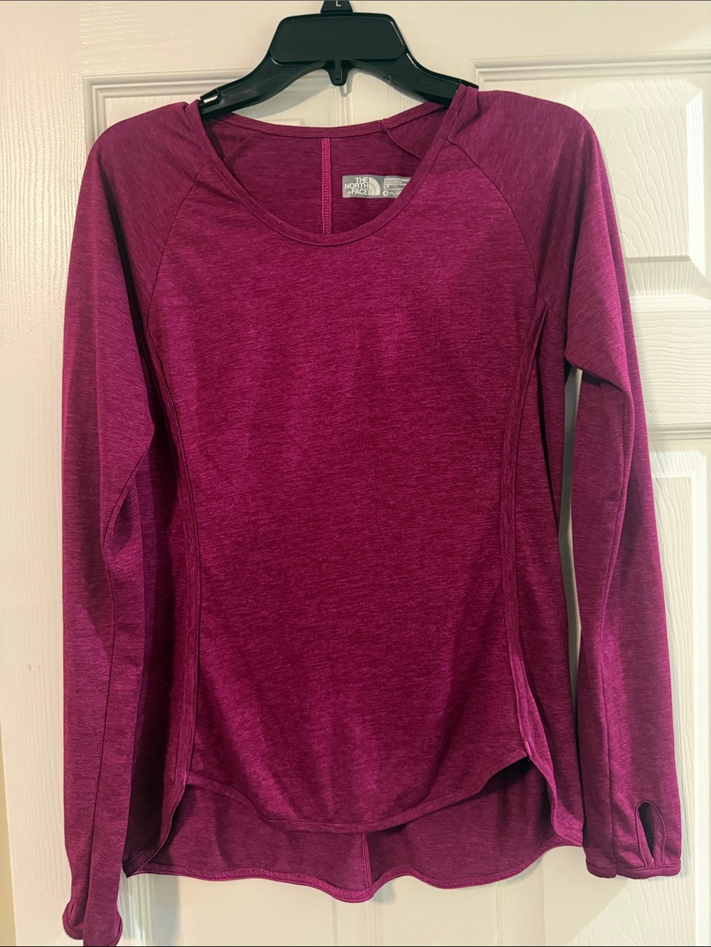 The North Face Women's Long Sleeve Tee - Berry Plum